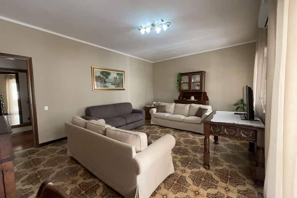 5 Minuten vom Strand entfernt, mit zwei Zimmern in Badolato, Catanzaro Provinz