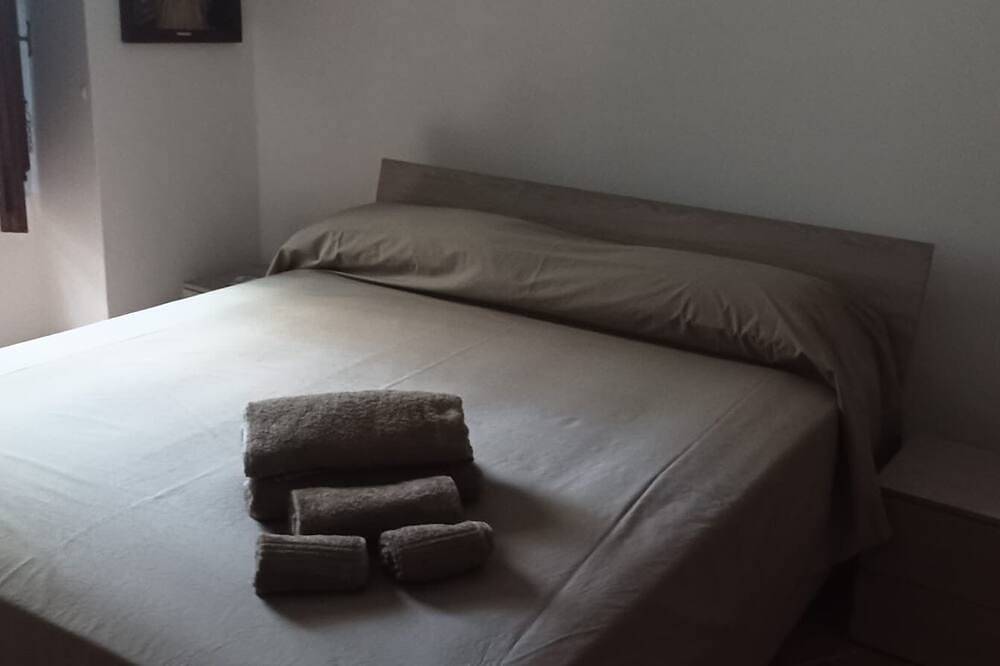 Ganze Wohnung, A.M.A.G.A.'s Little House for your beach and city vacations, Ok animals! in Crotone, Crotone Provinz
