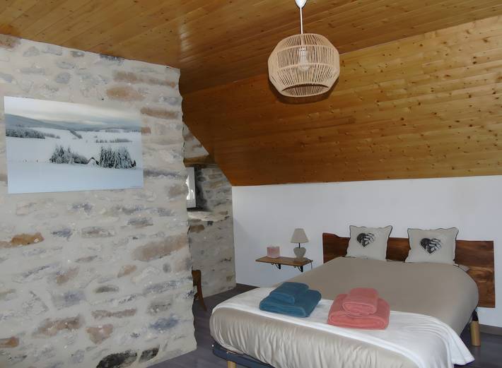 Chambre d’hôte pour 2 personnes, avec jardin dans l' Aveyron