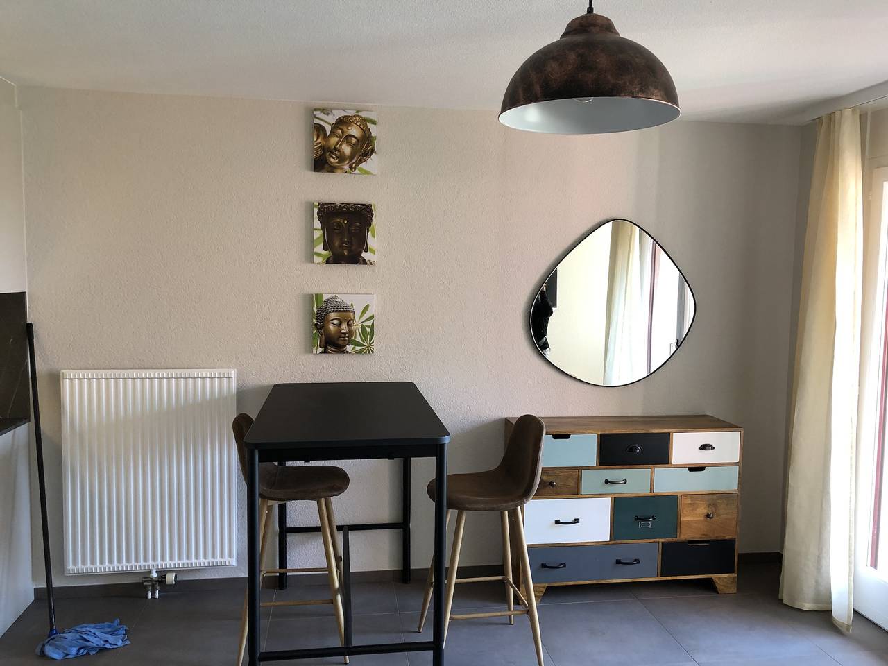 Apartamento vacacional entero, Increíble estudio en Lausana cerca de Epfl y Unil in Renges, Ecublens