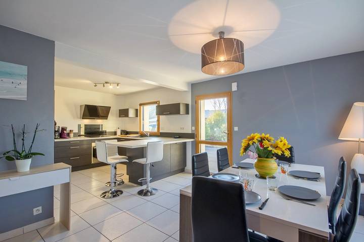 Gîte pour 6 personnes, avec jardin et terrasse à Crach - 3