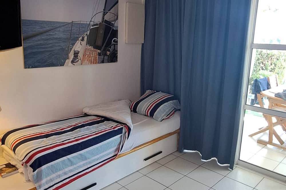 Ganze Wohnung, St Raphaël, Village Cap Esterel, Appartt2 Vue Mer, Golf, Clim, 5 Piscines Jardin in Cap Esterel, Saint-Raphaël