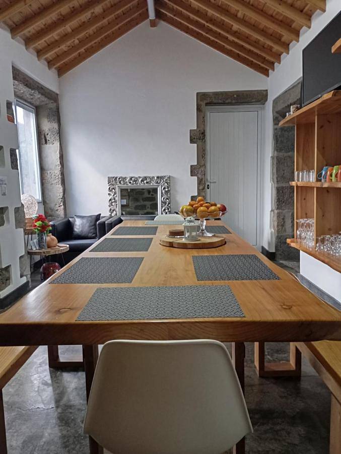 Basaltic Guest House in São Miguel Island, Achadinha