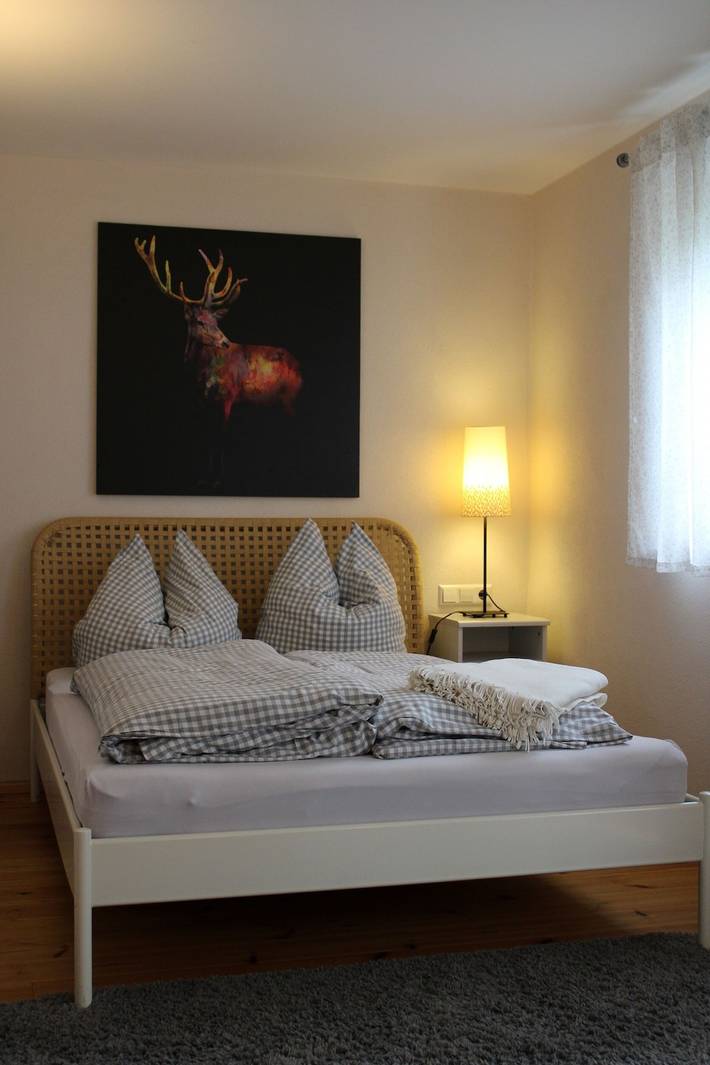 Hel enrumslägenhet, 1-room studio apartment with terrace and Wi-Fi in Anhausen (Hayingen), Hayingen