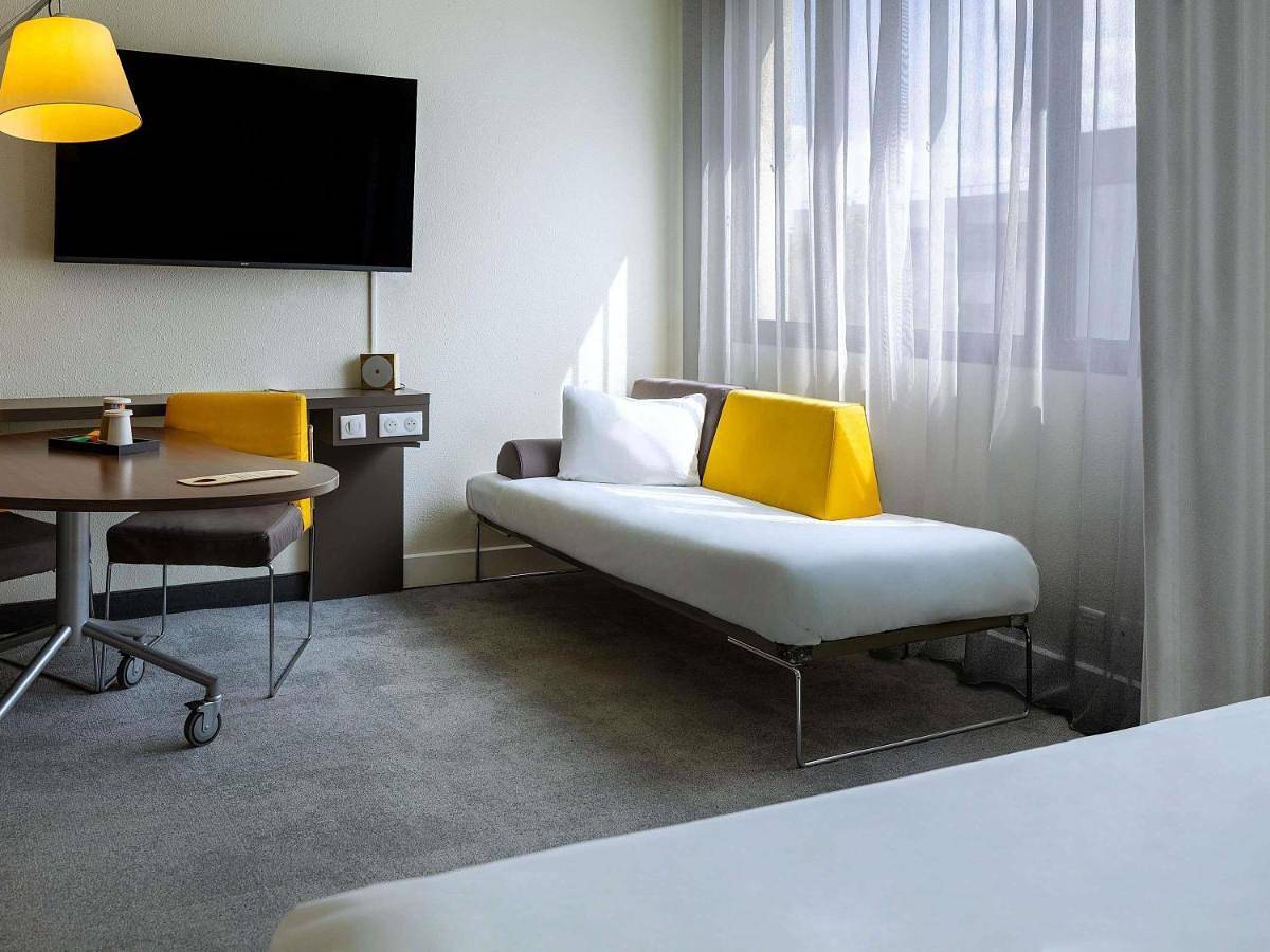 Novotel Suites Paris Stade de France in Saint-Denis, Seine-Saint-Denis