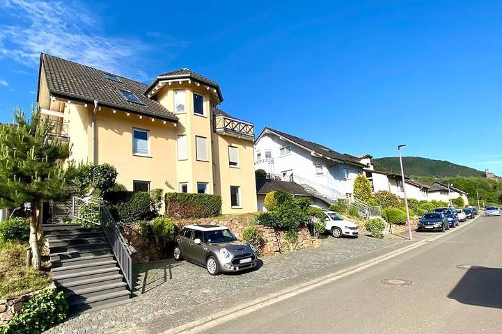 Ferienwohnung für 6 Personen, mit Terrasse und Garten in Lorch am Rhein