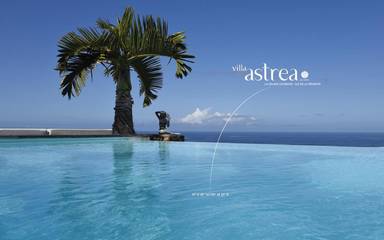 Location de vacances pour 8 personnes, avec jardin ainsi que vue et piscine à La Saline les Bains