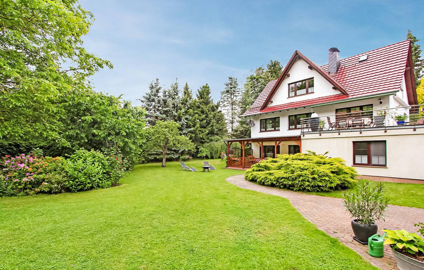 Ganze Ferienwohnung, Modernes Apartment mit Kabel-TV, WIFI, Parkplatz in Torgelow am See, Müritz