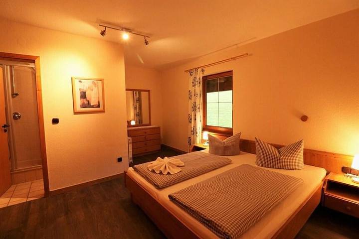 Hotel für 5 Personen, mit Terrasse und Pool sowie Sauna, kinderfreundlich in Bad Hindelang - 4