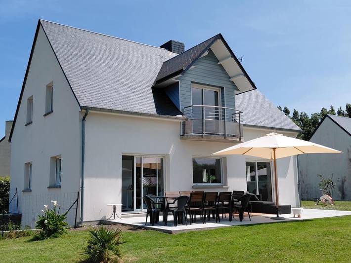 Location de vacances pour 12 personnes, avec jardin dans Orval-sur-Sienne - 3