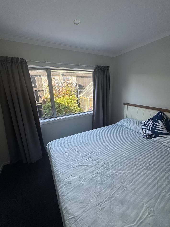 Geräumiges Schlafzimmer mit eigenem Bad — Aotea in Wellington