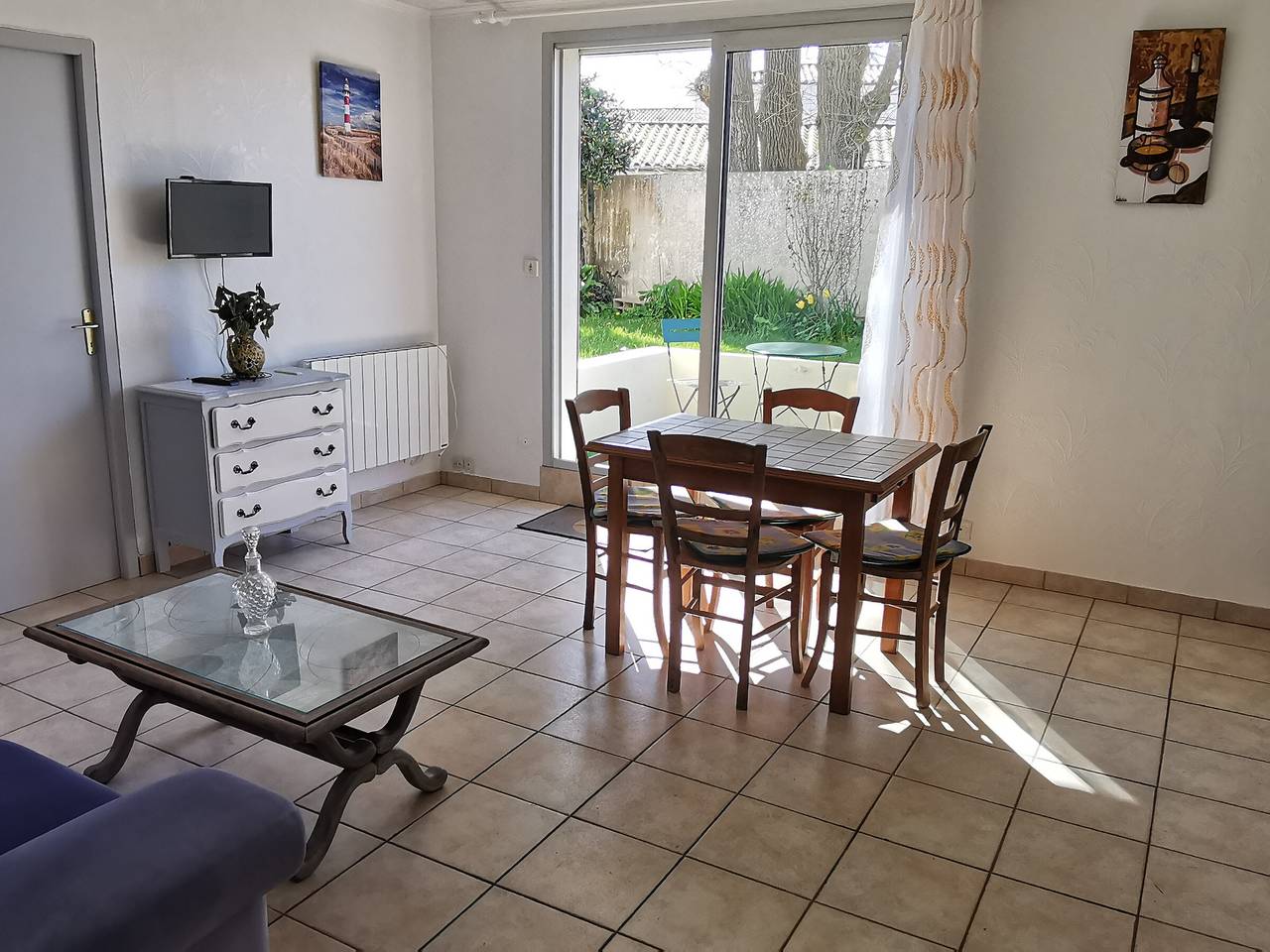 Appartement entier, Appartement cosy pour 2, centre-ville, proche plage, parking privé in La Tranche-sur-Mer, Vendée