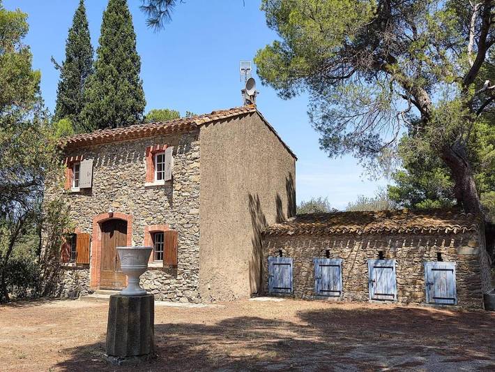 Gîte pour 6 personnes, avec jardin ainsi que vue et piscine à Peyriac-Minervois