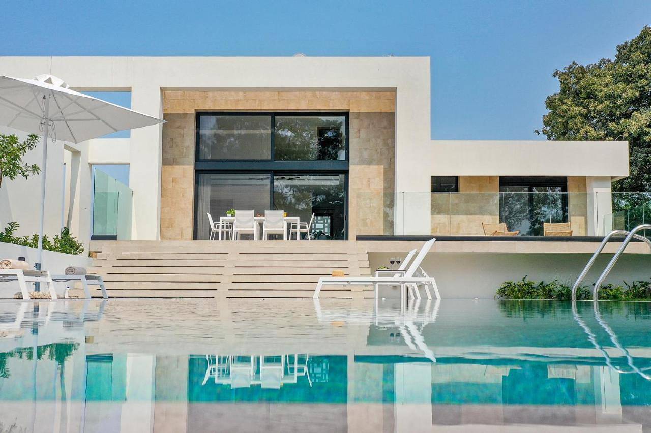 Villa with Private Pool in Ialysos, Rhodos