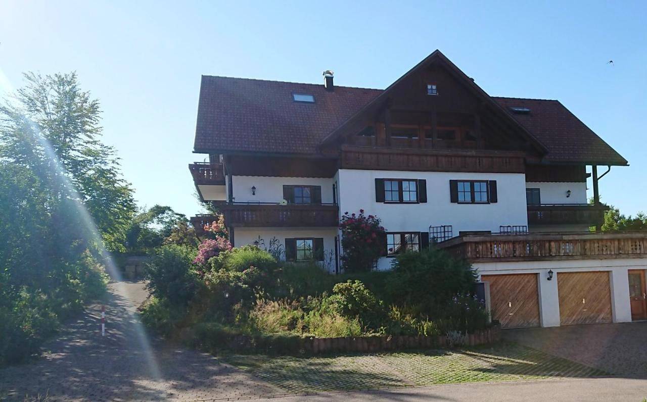 Ganze Wohnung, Apartment with Terrace in Scheidegg, Bayerisch Schwaben