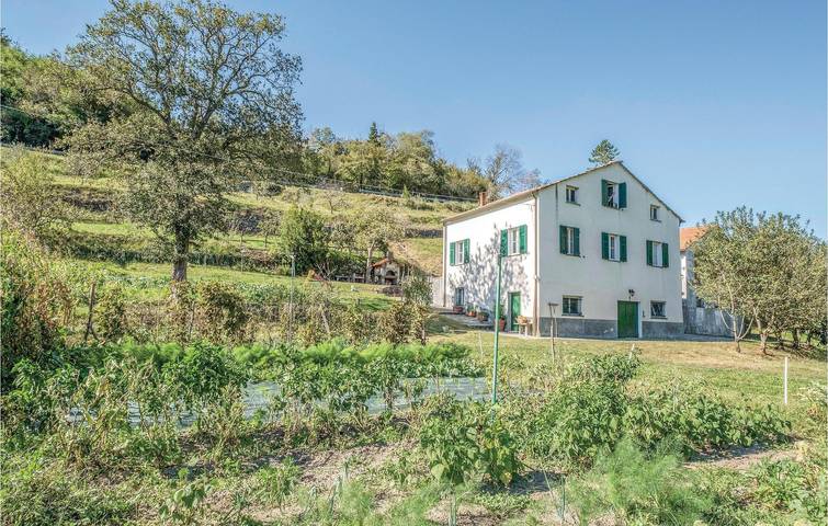 Appartamento di 110 m² con Wifi, parcheggio e vista sul fiume in Varese Ligure, Provincia di La Spezia