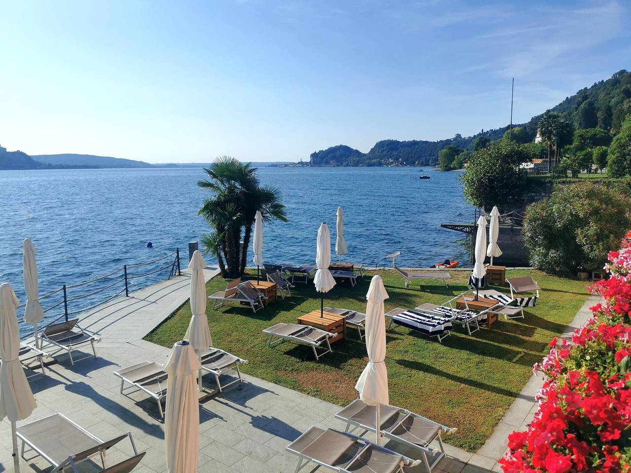 Appartamento intero, Appartamento a Meina con piscina comunale in Meina, Comune di Meina