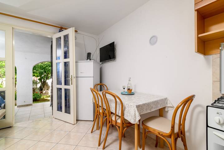 Ganze Wohnung, Studio Appartement mit Terrasse Kavran, Marcana As-14109-a in Marčana, Südküste Istrien
