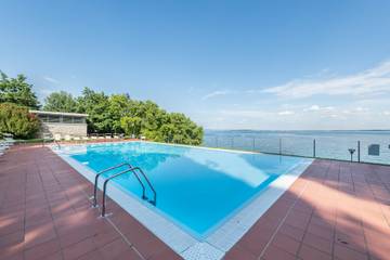 Appartement De Vacances pour 4 Personnes dans Padenghe sul Garda, Région des lacs du Nord, Photo 2