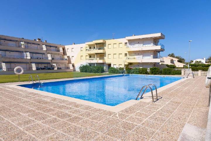 Gîte pour 4 personnes, avec Terrasse ainsi que Jardin et Piscine dans l'Eucaliptus - 3
