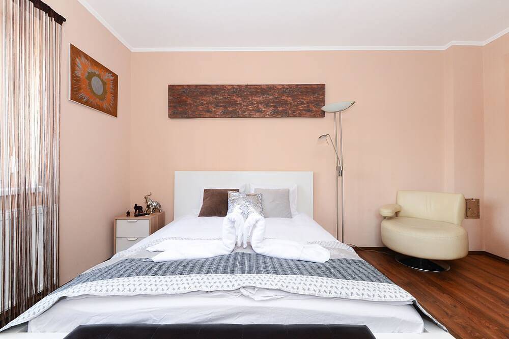Anita Apartments a Modern Riverside Property near to the Center in Budapest, Central Hungary