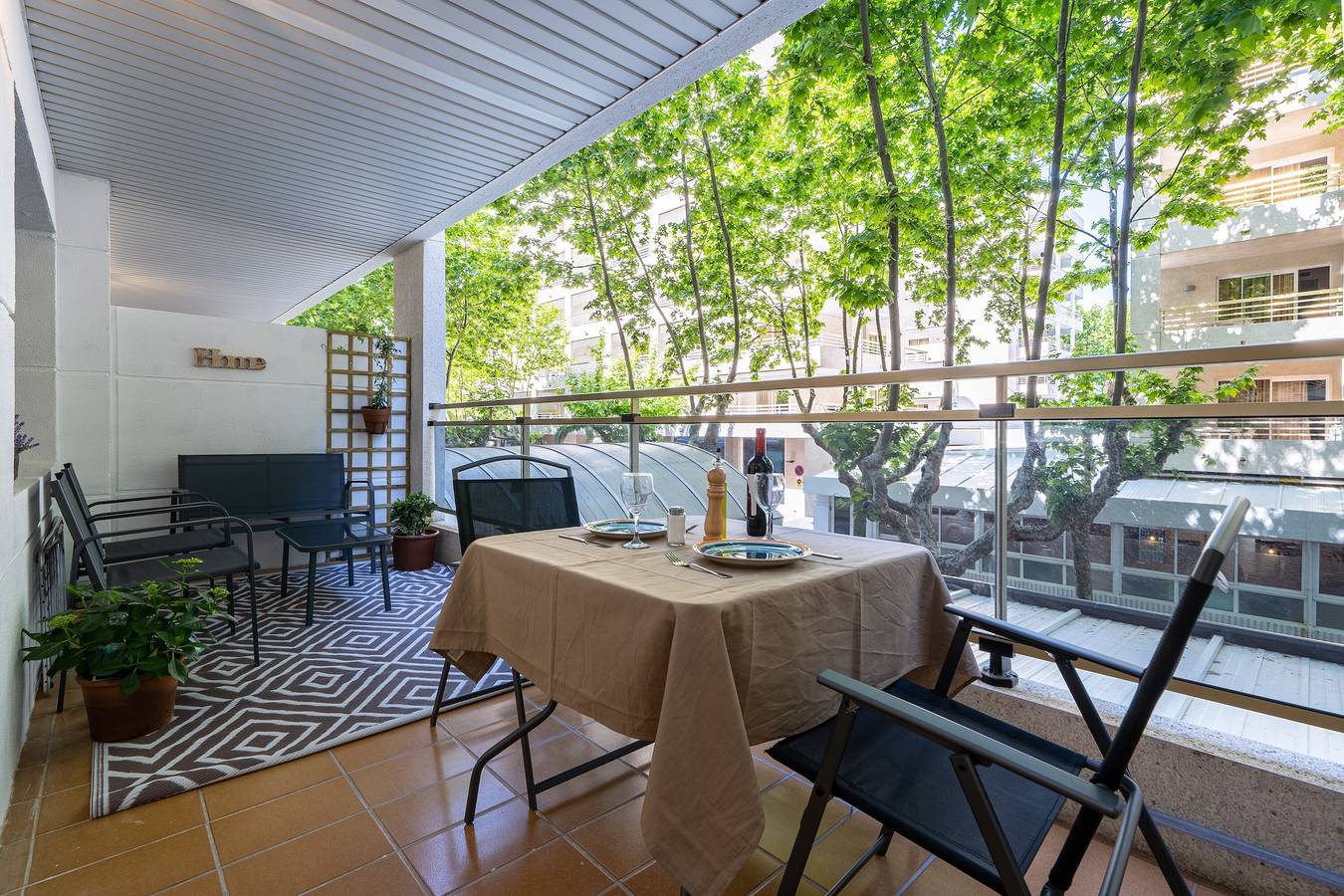 Appartement entier, Appartement 'Salou - 111' avec piscine partagée, Wi-Fi et climatisation in Salou, Costa Dorada
