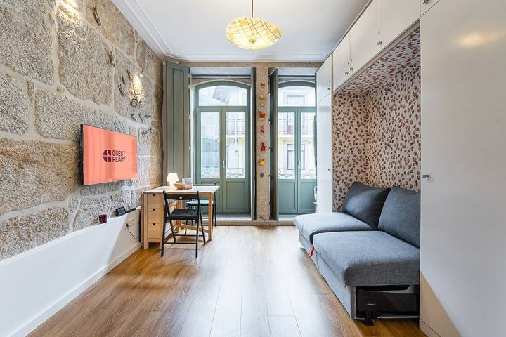 Vacation rental for 2 people, with balcony in Porto