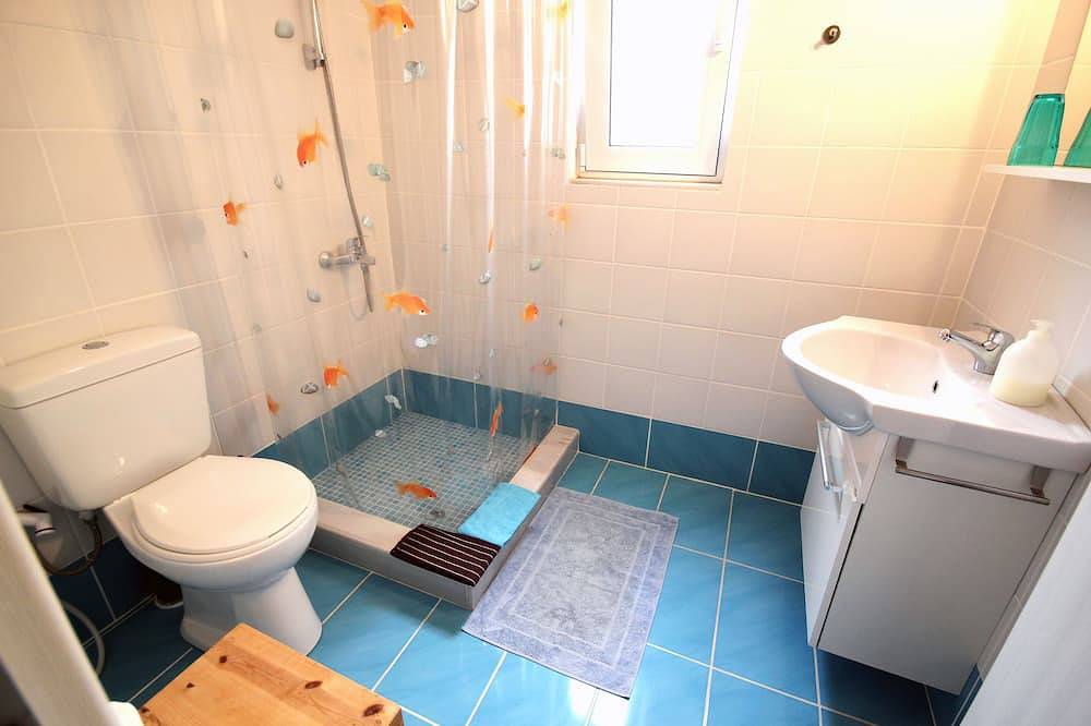 Ganze Wohnung, La Luna Blu Apartment \"Geco\", Meerblick, 500 Meter vom Strand entfernt in Ferma, Lasithi