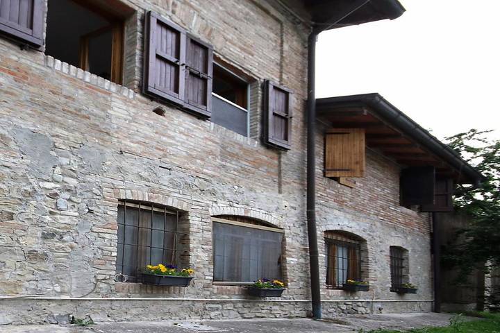 Location de vacances pour 2 personnes, avec terrasse dans Lesignano De Bagni - 2