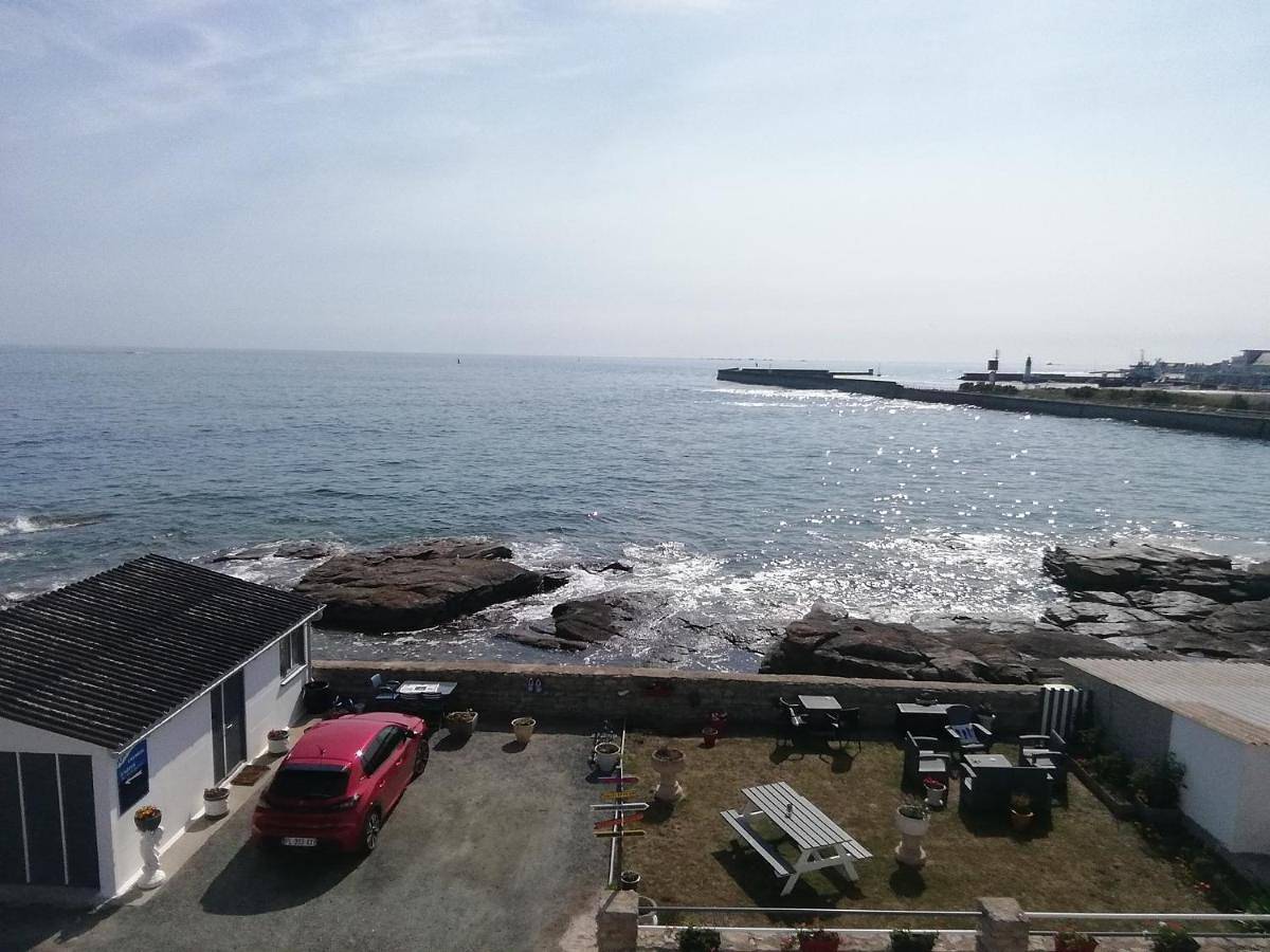 Deluxe Double Room with Sea View in Treffiagat, Région de Quimper