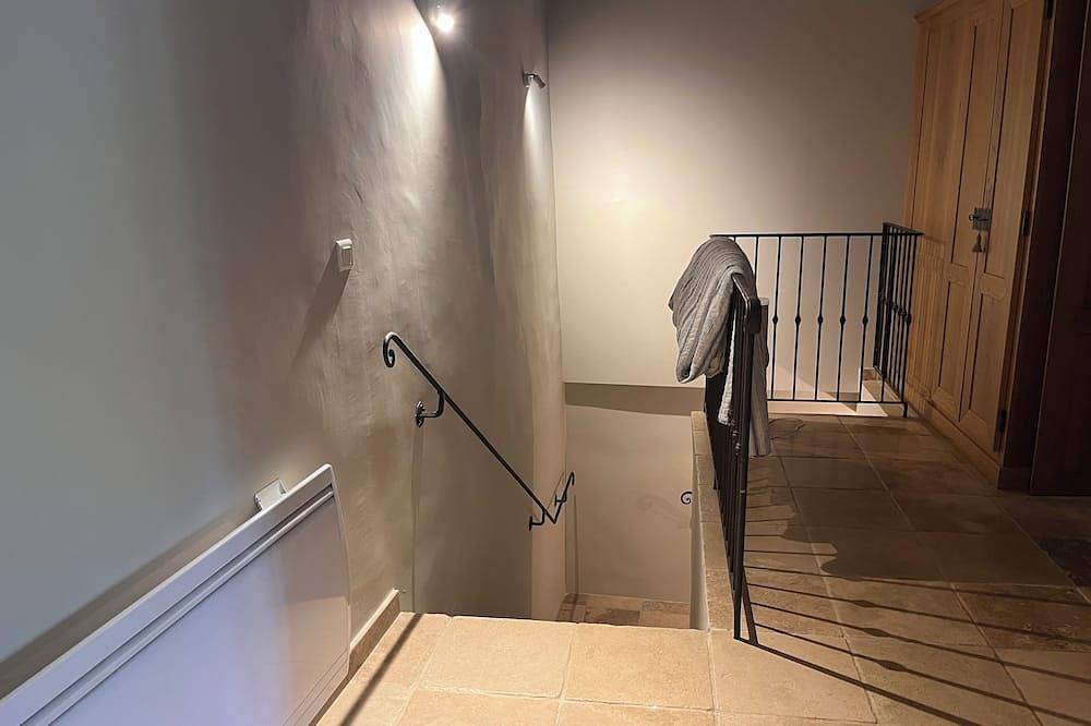 Charming atypical house, La Vigne in Lourmarin in Lourmarin, Parc naturel régional du Luberon