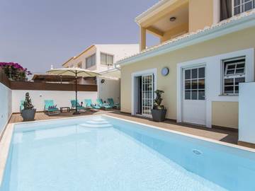 Villa pour 10 personnes, avec balcon et piscine à Lagos