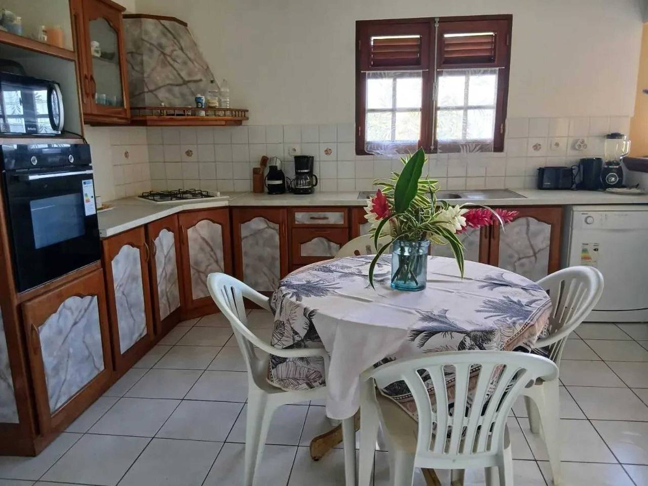 Amplia Casa en Petit-Bourg con Jardín in Petit-Bourg, Guadalupe
