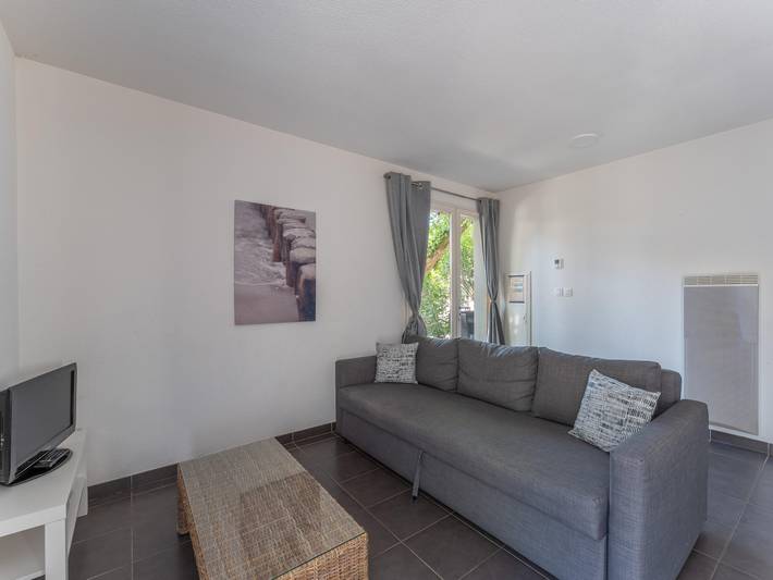 Gîte pour 5 personnes, avec terrasse et piscine, adapté aux familles dans Plage Moutchic - 3