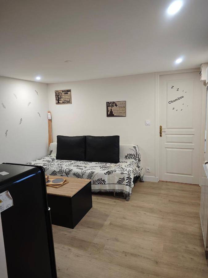 Location de vacances pour 2 personnes, avec terrasse, animaux acceptés à Le Mans