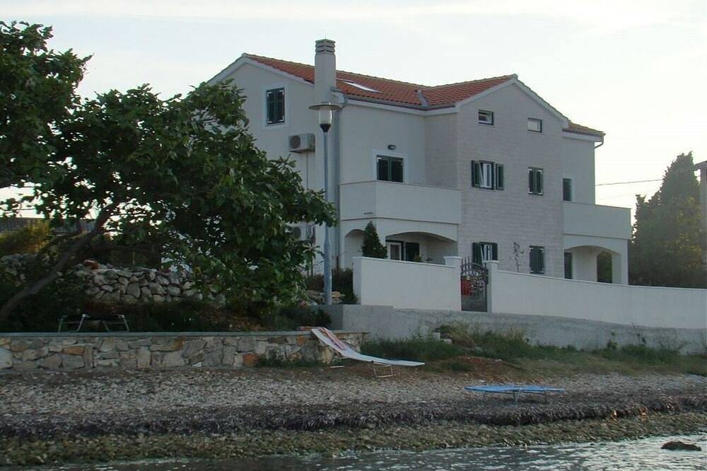 Ganze Wohnung, Ferienwohnungen Azur (104721-A2) - Ilovik in Lošinj