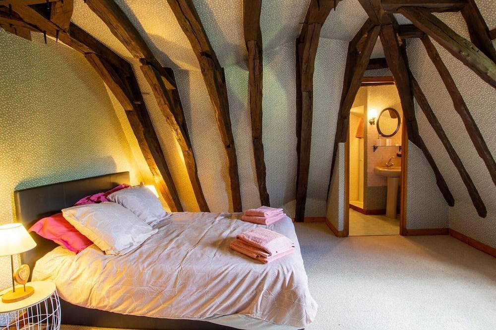 Charmantes Landhaus mit Gemeinschaftspool, 4 Personen in Thenon, Périgord Noir