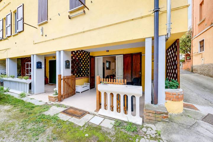 Gîte pour 4 personnes, avec terrasse, animaux acceptés à Salò - 2