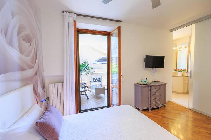 Location de vacances pour 2 personnes, avec terrasse et jacuzzi à Porto Sant'Elpidio - 2