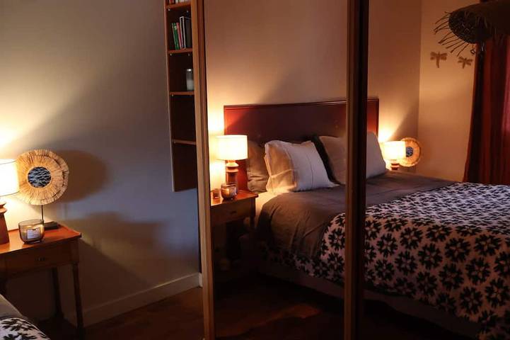Haus mit geheimem Garten in Montreuil – Paris und Disneyland 30 Minuten entfernt in Montreuil, Seine-Saint-Denis