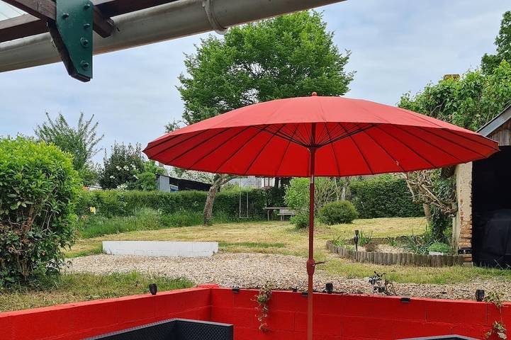 Gîte pour 8 personnes, avec jardin et terrasse