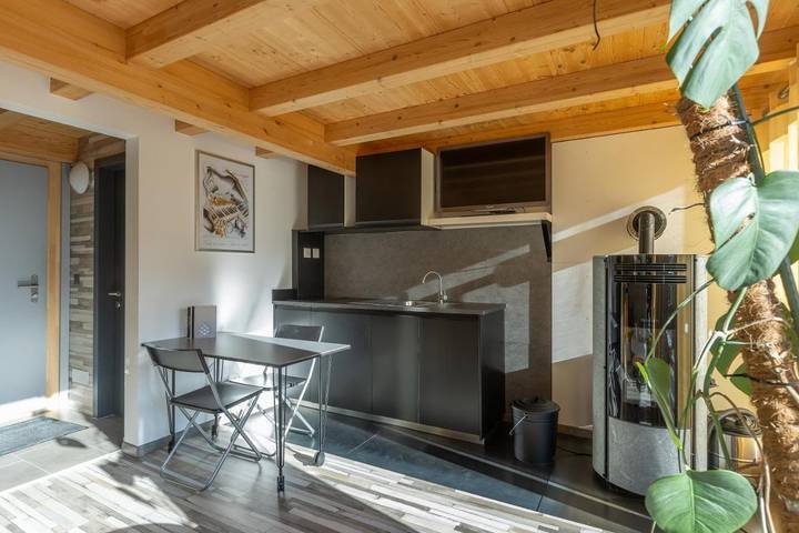 Location de vacances pour 2 personnes, avec jacuzzi ainsi que sauna et jardin à Chamoson - 3