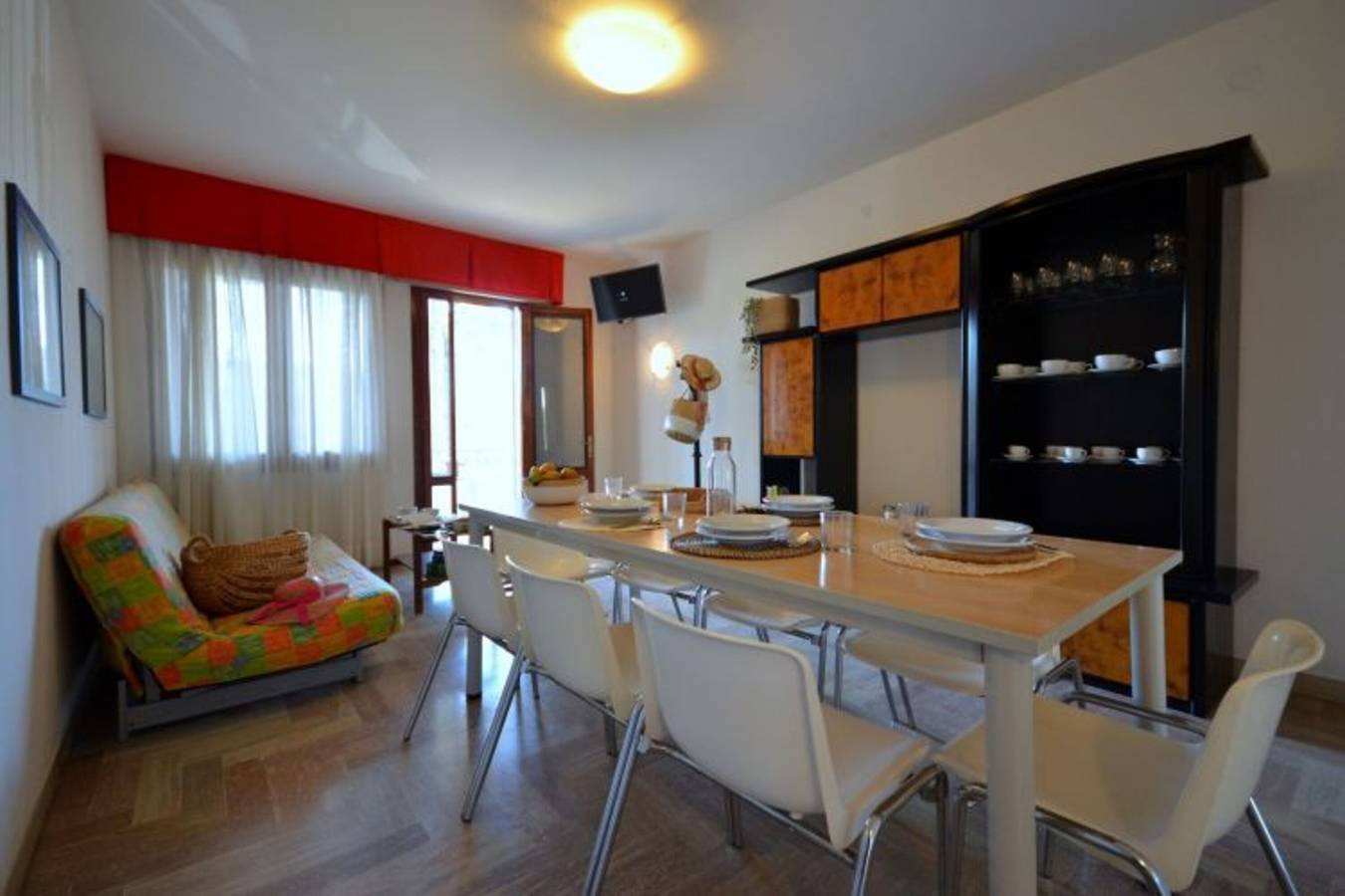 Appartamento intero, Villetta sulla spiaggia con giardino comune e bbq in Bibione, Provincia di Venezia