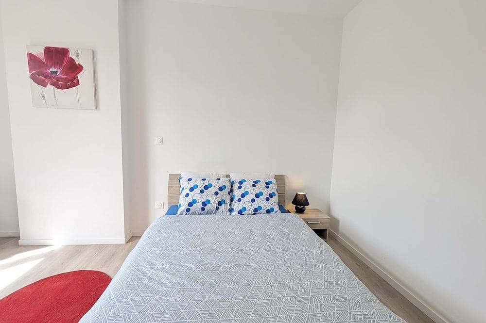 Appartement entier, Appartement 2 chambre Avec Stationement À 5 minutes du Centre comercial in La Ricamarie, Parc Naturel Régional du Pilat