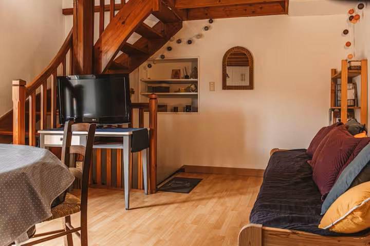 Gîte pour 3 personnes à Chirac - 2