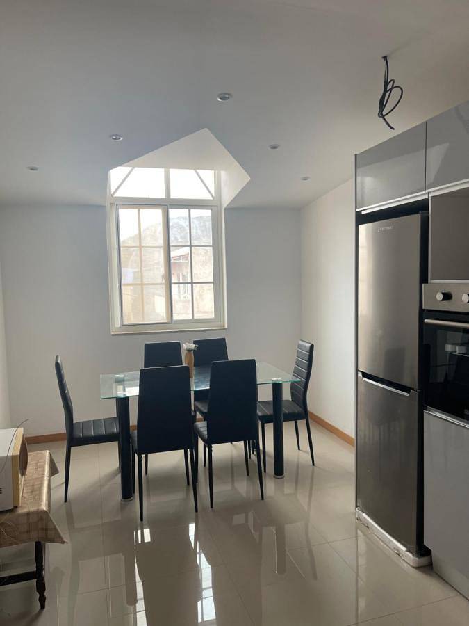 Gîte pour 2 personnes, avec balcon et vue dans Praia - 3