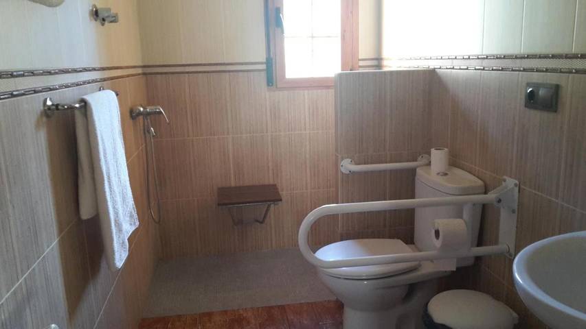 Casa rural para 6 personas, con jardín y vistas, Se admiten mascotas en Santiago-Pontones - 4