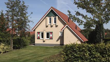 Bungalow für 4 Personen, mit Balkon/Terrasse und Terrasse in Drenthe