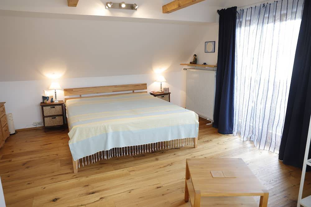 Ganze Wohnung, Ihre nächste Ferienwohnung für einen traumhaften Urlaub mitten im Pfaffenwinkel in Peißenberg, Pfaffenwinkel