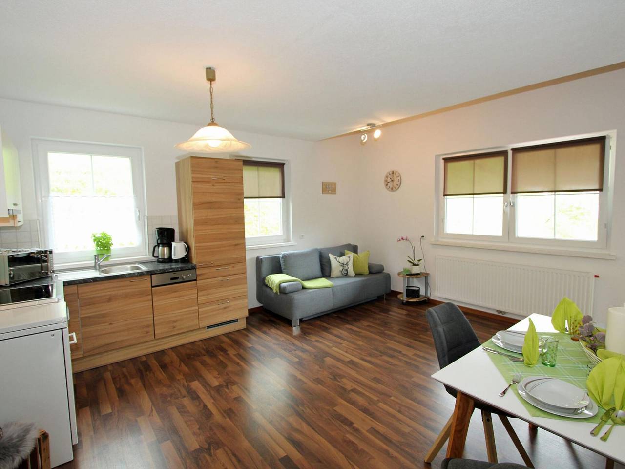 Ganze Wohnung, Modern Apartment in Hochgallmigg with Balcony in Fließ, Tiroler Oberland